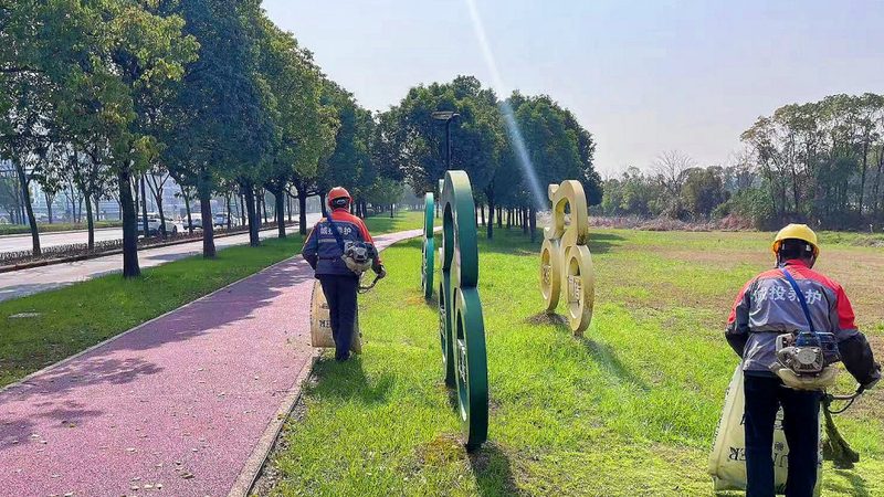 仿石假山喷泉，材质选对才算赢